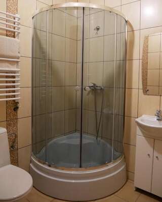 Проживание в семье Noclegi Alda Пирзовице Одноместный номер с собственной ванной комнатой-2
